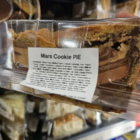 Mars Cookie Pie