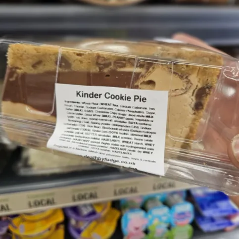 Kinder Cookie Pie