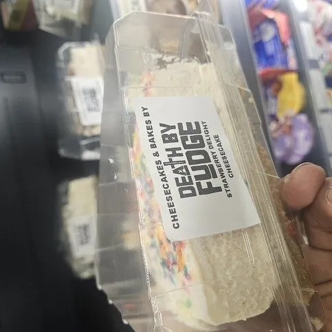 Strawberry Delight Cheesecake